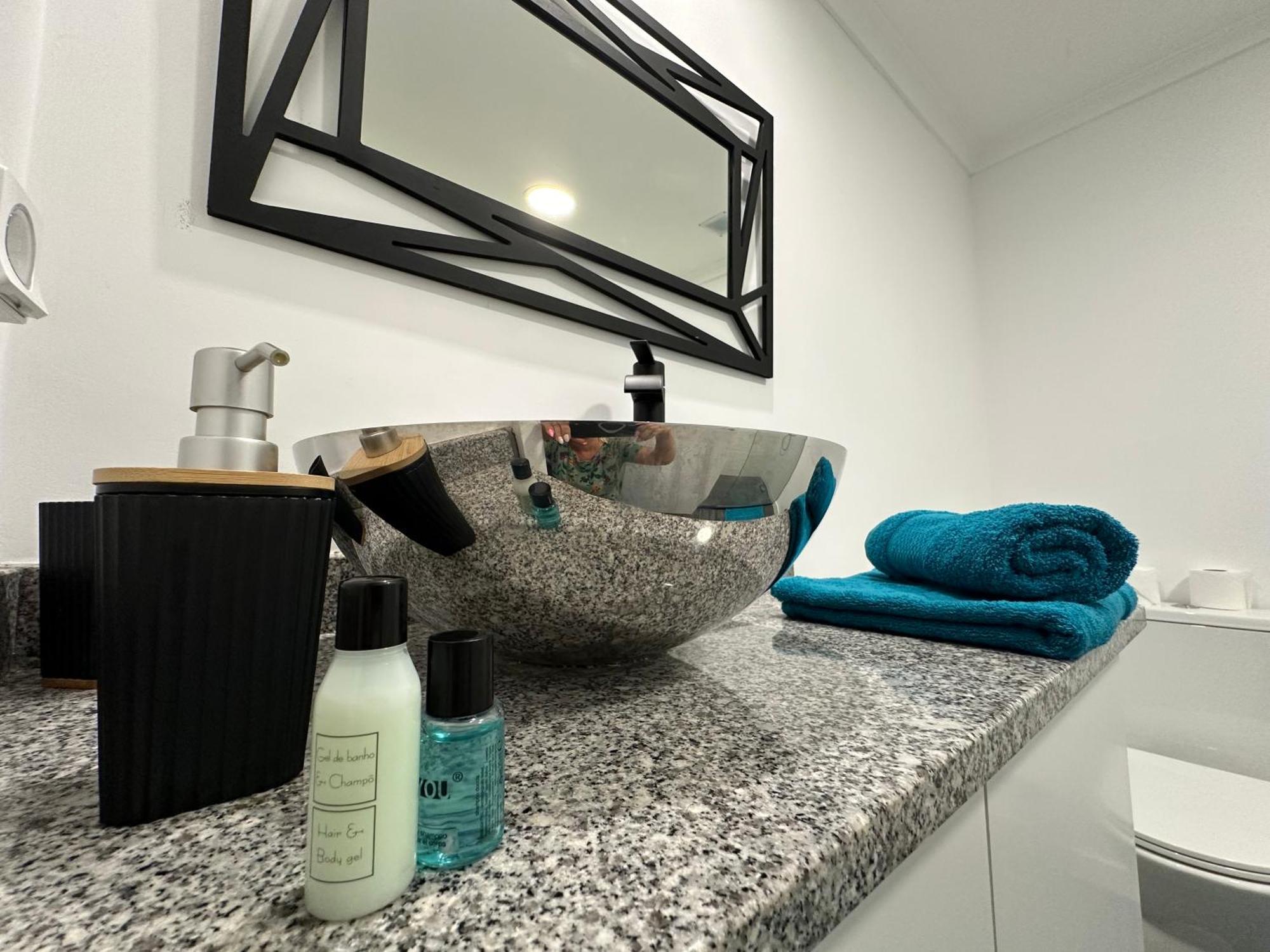 Center Funchal - Rooms For Rent ภายนอก รูปภาพ